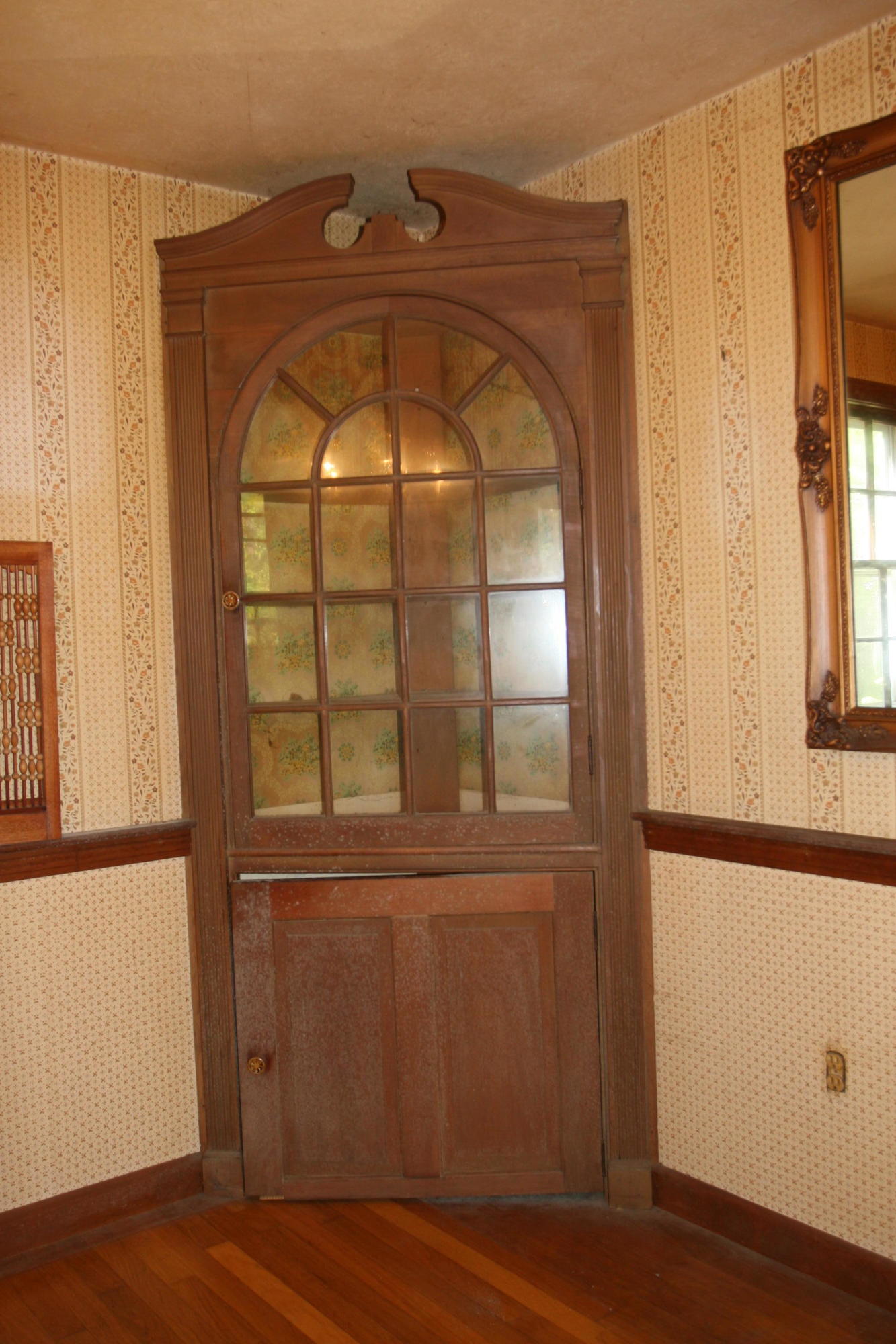 117 Turtleback Road Marstons Mills, MA 02648 - Photo 8 of 35 a view of a door with a glass door