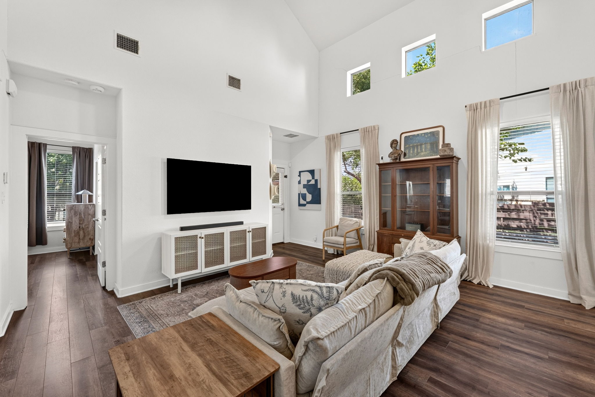 2101 Rivers Edge Way, Unit 3 Austin, TX 78741 - Photo 5 of 25 Gallery Image 5