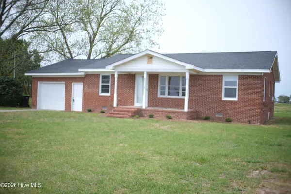 $223,000 | 3388 Highway 13, Snow Hill, NC 28580