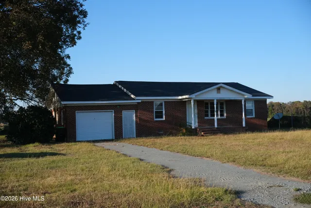 $230,000 | 3388 Highway 13, Snow Hill, NC 28580