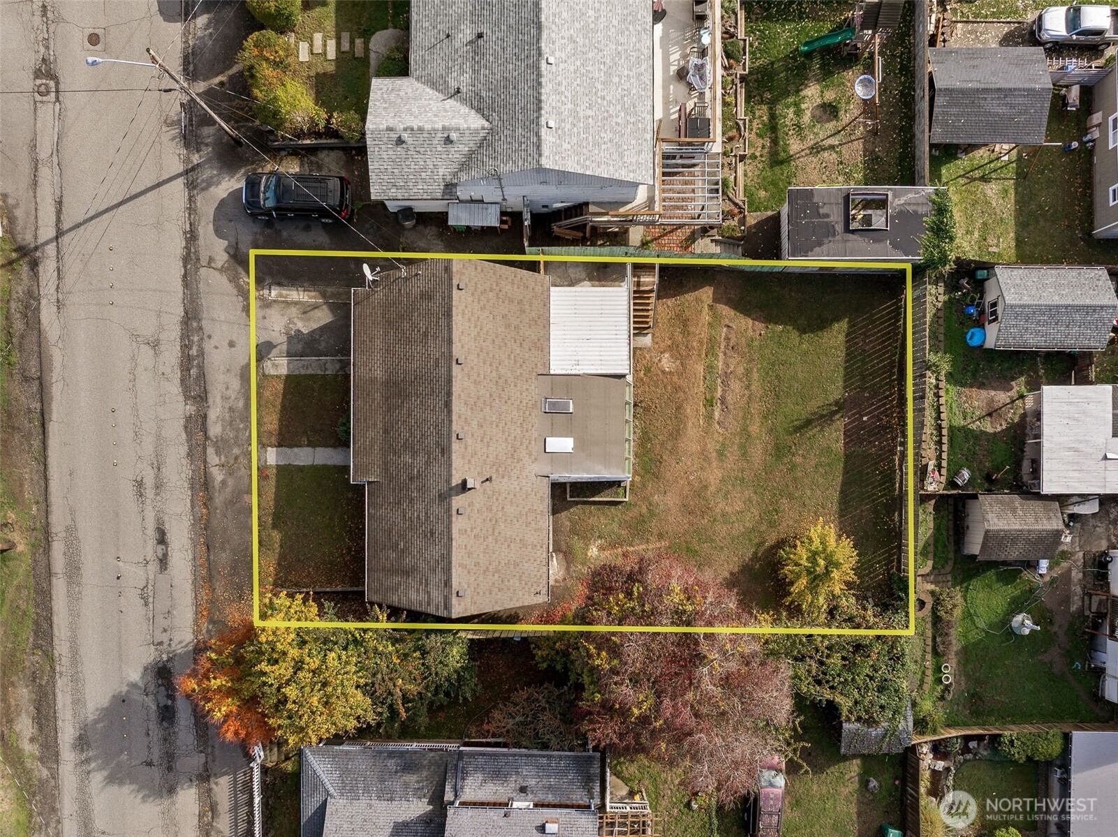 2013 East 16th Street Bremerton, WA 98310 - Photo 1 of 31 Gallery Image 1