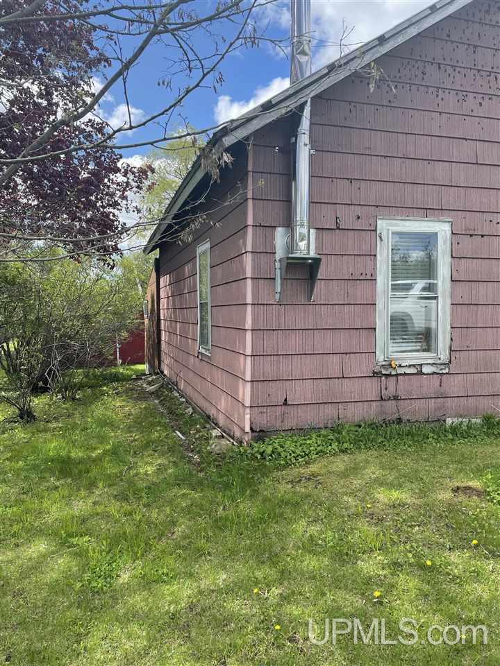 N19598 Swede Road Perronville, MI 49873 - Photo 11 of 59