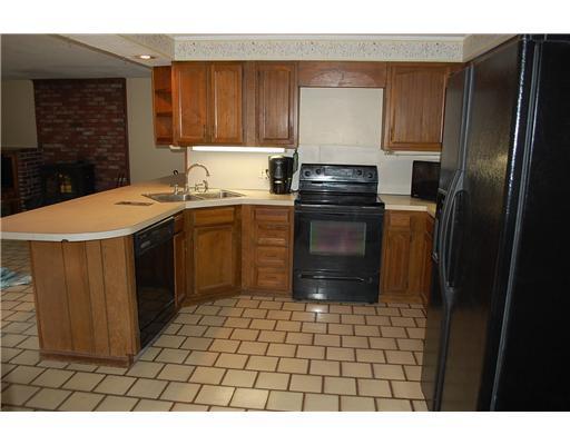 12 Spiller Hill Road Raymond, ME 04071 - Photo 11 of 21 Kitchen.