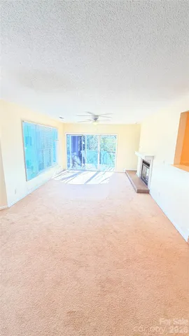 $320,000 | 1101 # 44 E Morehead Street, Charlotte, NC 28204