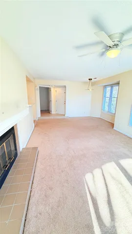 $320,000 | 1101 # 44 E Morehead Street, Charlotte, NC 28204