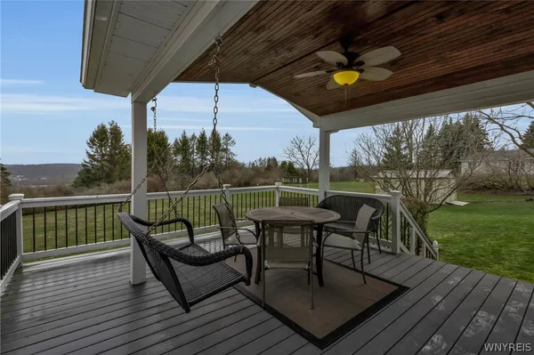 $349,900 | 2956 Valley View Lane, Sheldon, NY 14145