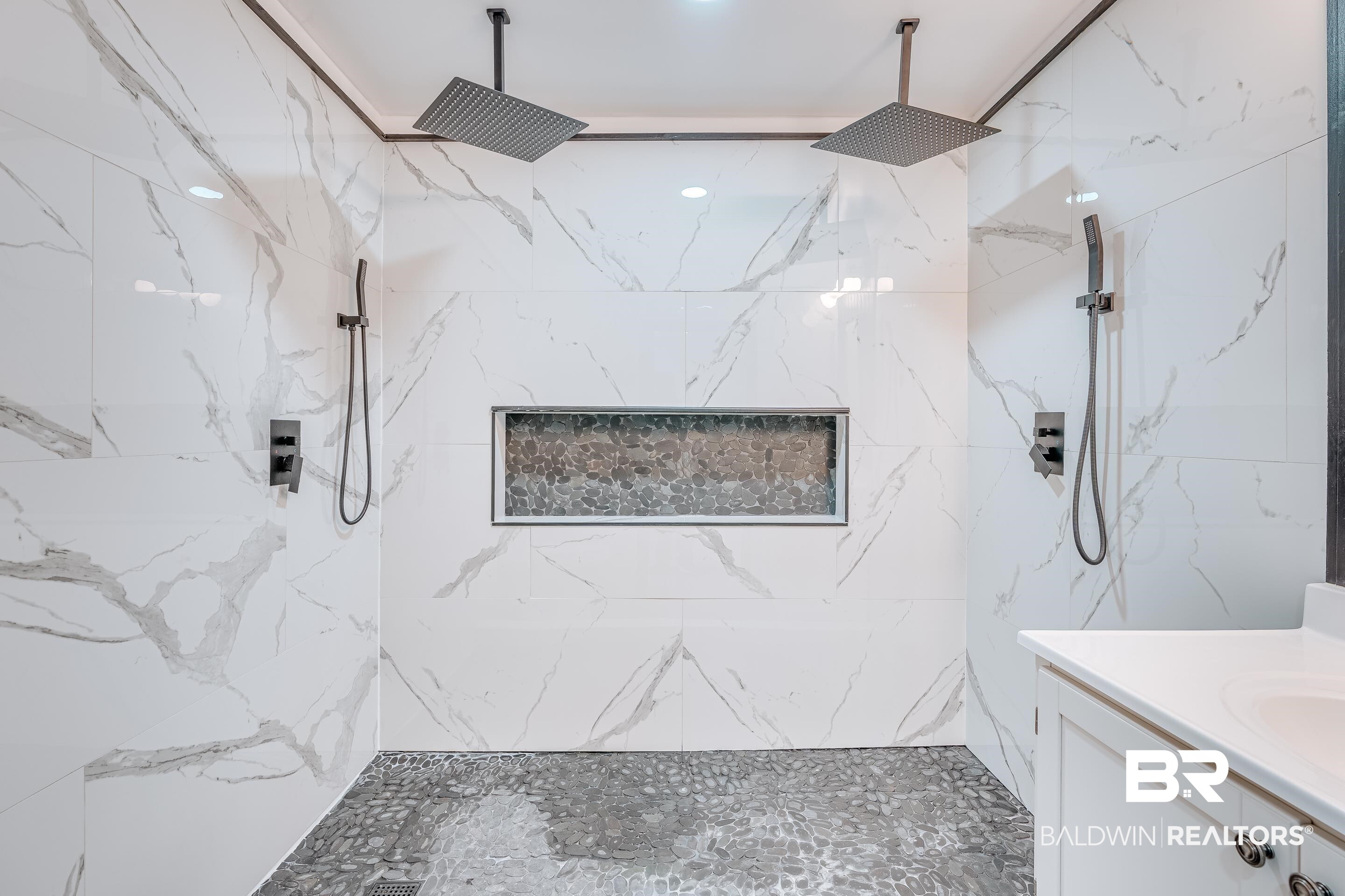 1190 Military Road Mount Vernon, AL 36560 - Photo 26 of 47 Full bath with a marble finish shower and vanity