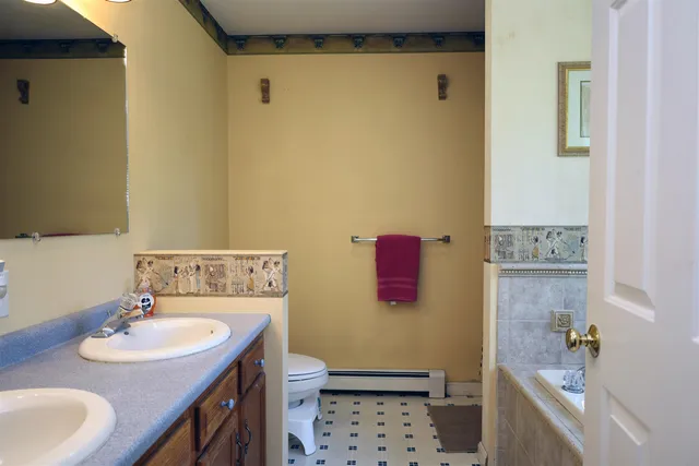 $475,000 | 65 Ledgewood Drive, St. Johnsbury, VT 05819