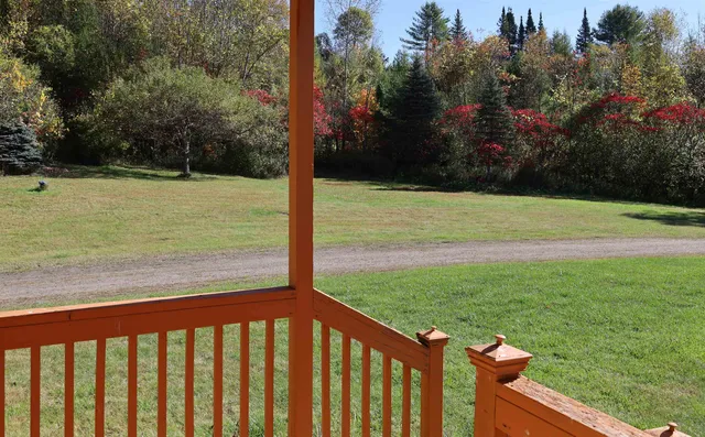 $475,000 | 65 Ledgewood Drive, St. Johnsbury, VT 05819