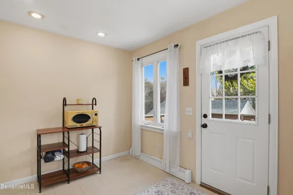 $324,900 | 106 Ingalls Road, Cheshire, MA 01225