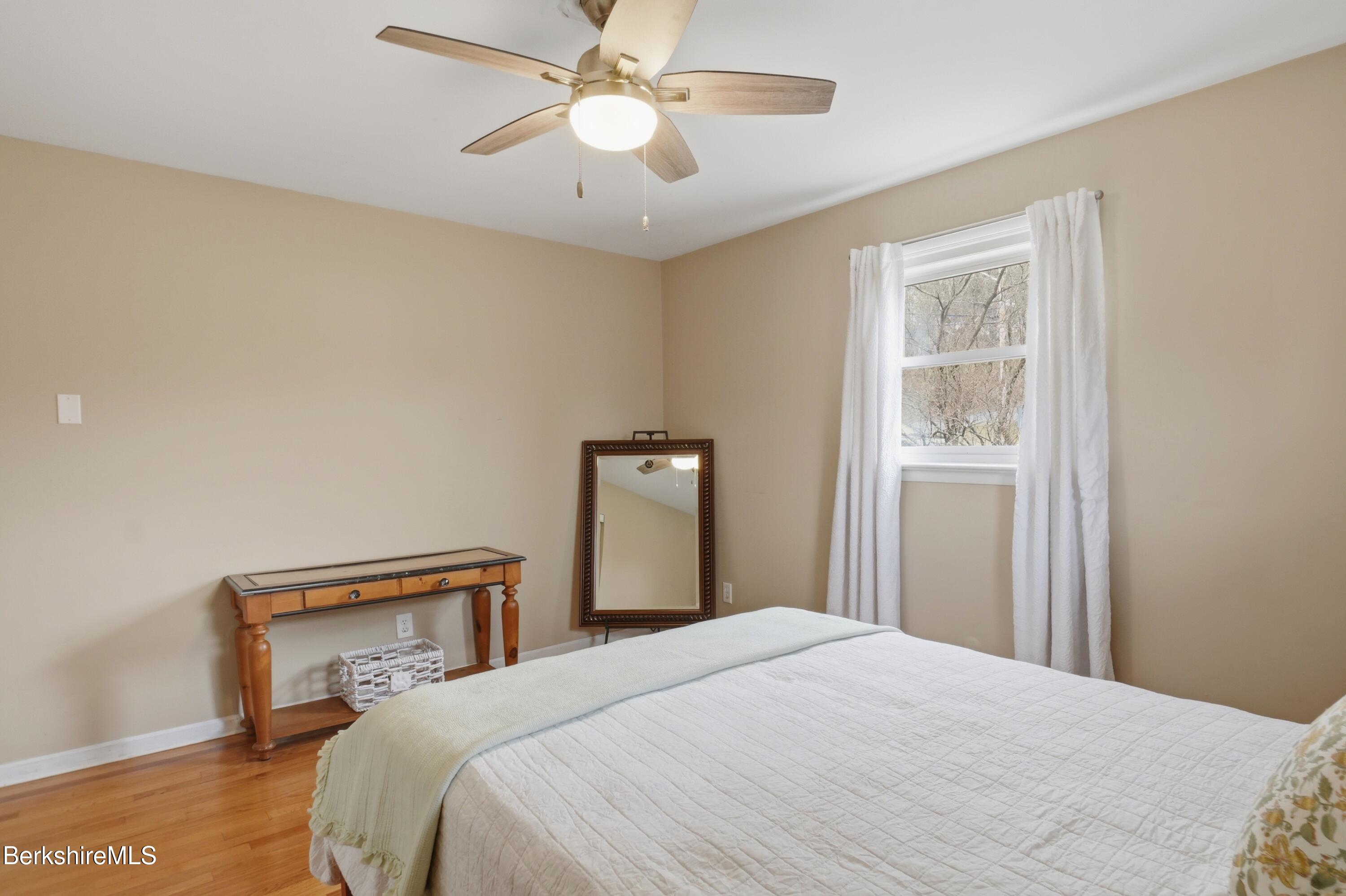 106 Ingalls Road Cheshire, MA 01225 - Photo 33 of 68 Bedroom 2