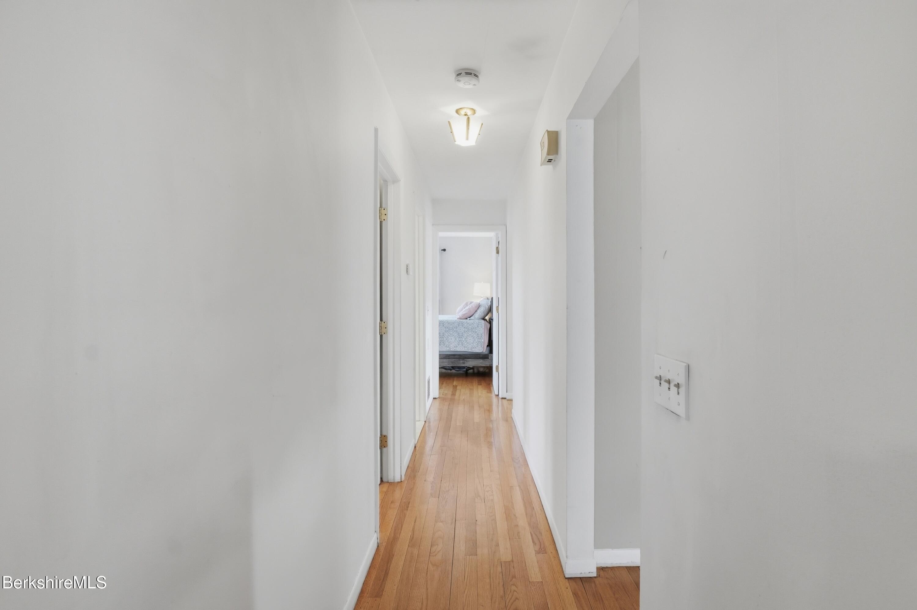106 Ingalls Road Cheshire, MA 01225 - Photo 35 of 68 Hallway