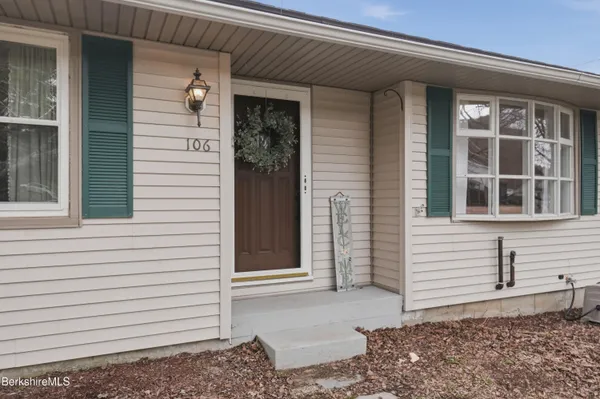 $324,900 | 106 Ingalls Road, Cheshire, MA 01225