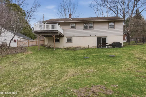 $324,900 | 106 Ingalls Road, Cheshire, MA 01225