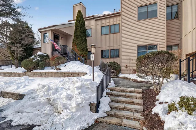 $340,000 | 9 Nicole Circle, Unit 3, Ossining, NY 10562