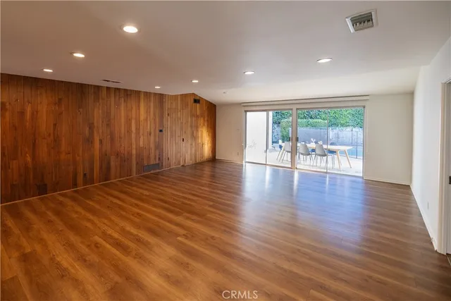 $12,000 | 784 Lockearn Street, Brentwood, CA 90049