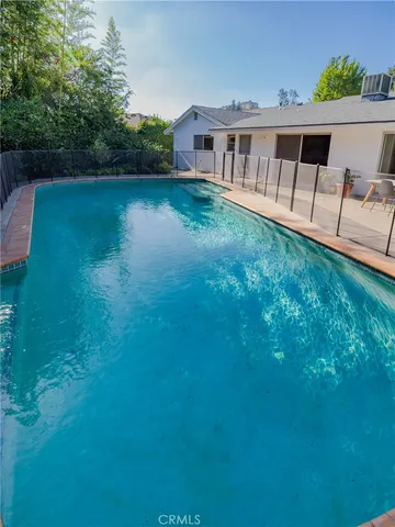 $12,000 | 784 Lockearn Street, Brentwood, CA 90049