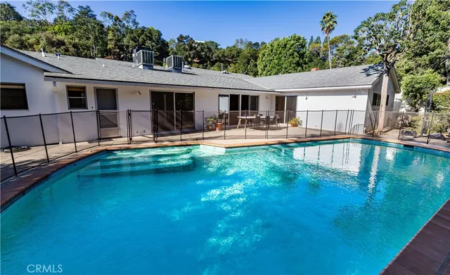 $12,000 | 784 Lockearn Street, Brentwood, CA 90049