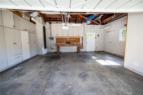 $12,000 | 784 Lockearn Street, Brentwood, CA 90049