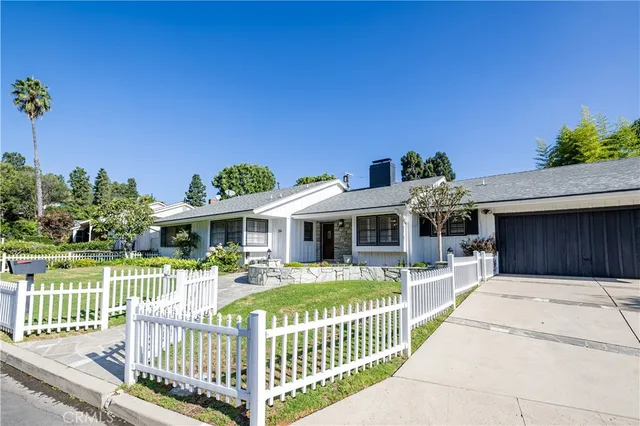 $12,000 | 784 Lockearn Street, Brentwood, CA 90049