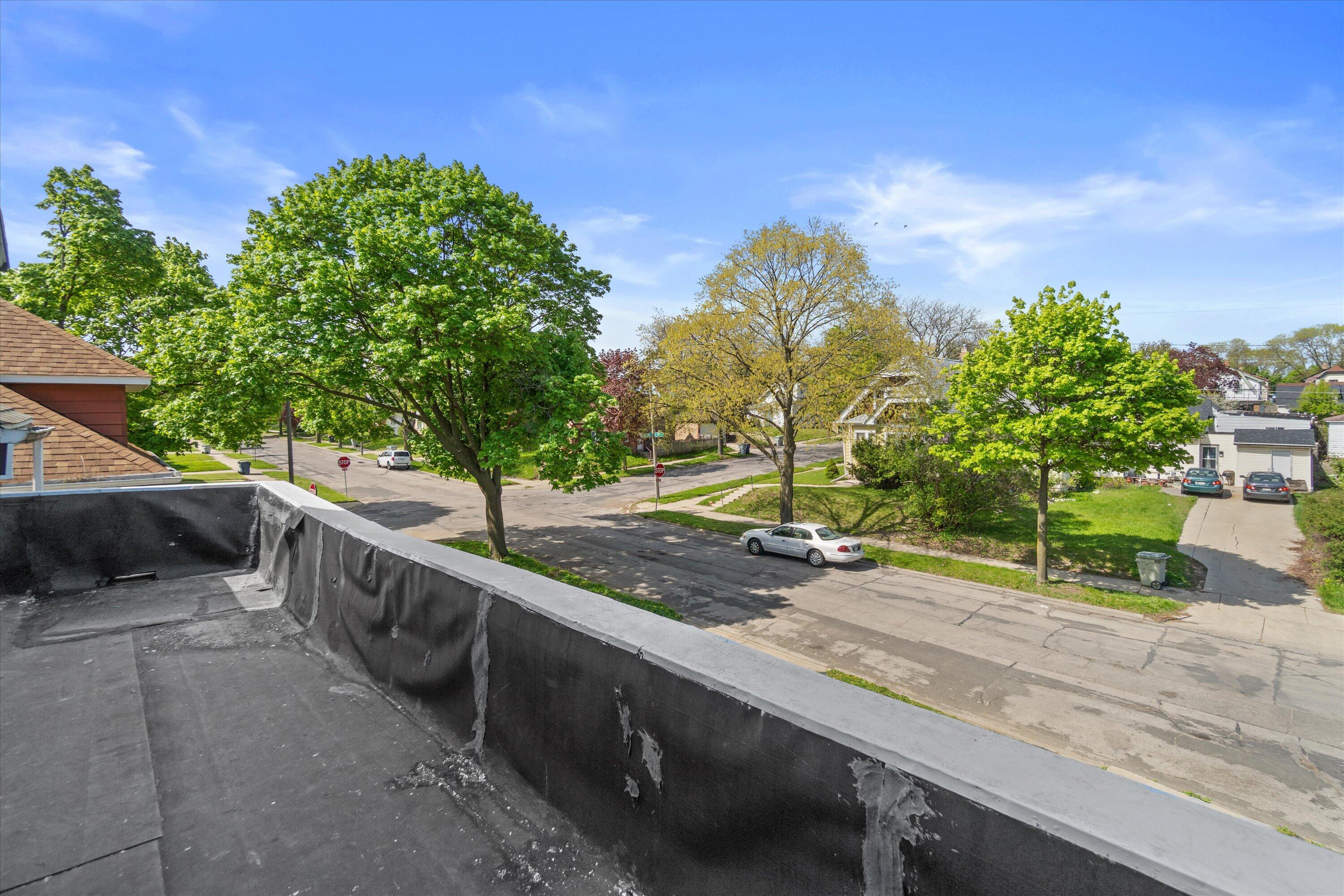 2808 North 57th Street, Unit 2810 Milwaukee, WI 53210 - Photo 14 of 21 09-DSC00537