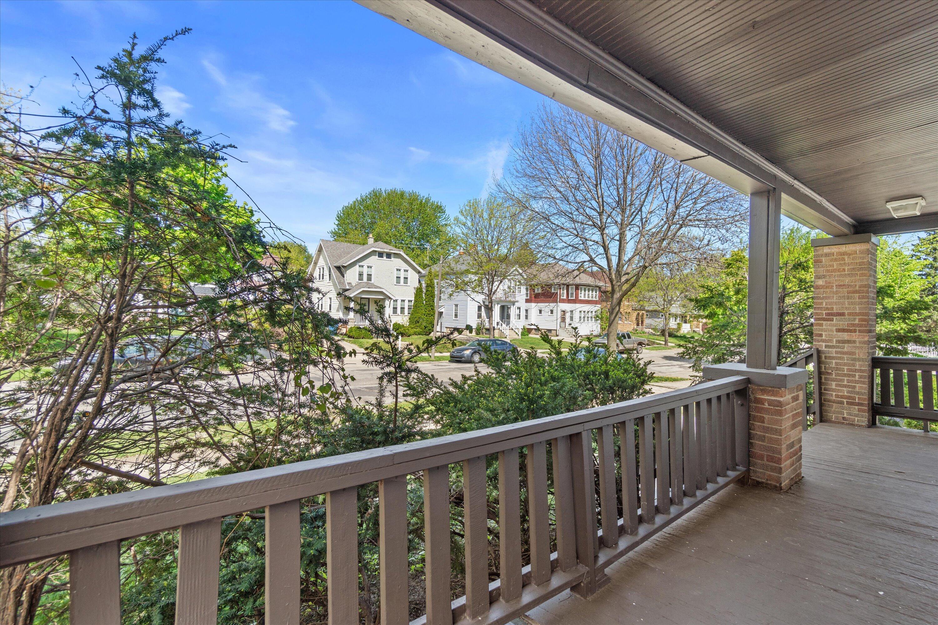 2808 North 57th Street, Unit 2810 Milwaukee, WI 53210 - Photo 15 of 21 06-DSC00519