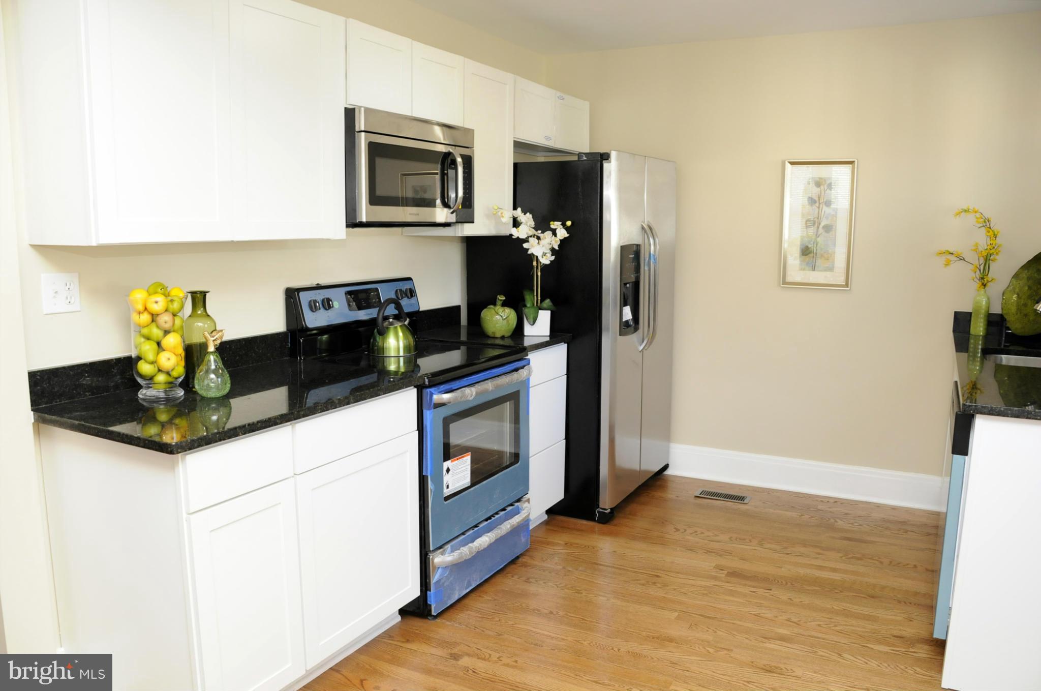 1204 Valley Road Pasadena, MD 21122 - Photo 8 of 30 Kitchen