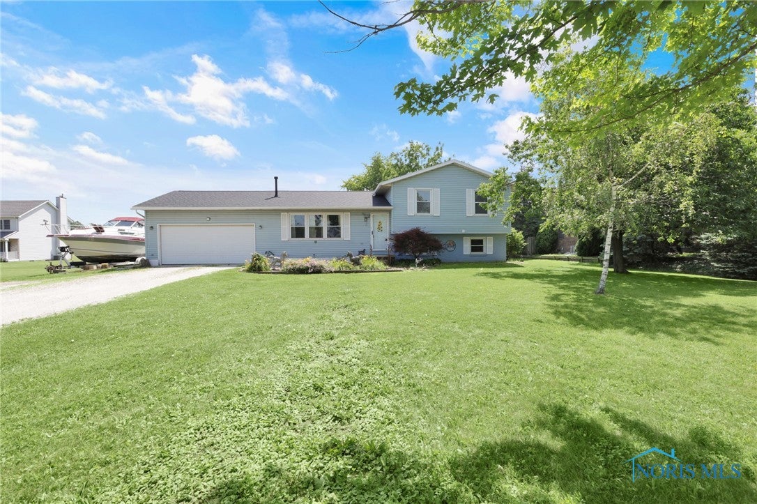 1856 North Wynn Road Oregon, OH 43616 - Photo 3 of 41 Gallery Image 3