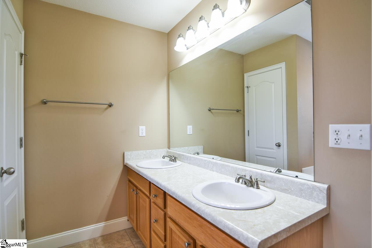 107 Prestwick Drive Anderson, SC 29621 - Photo 23 of 33