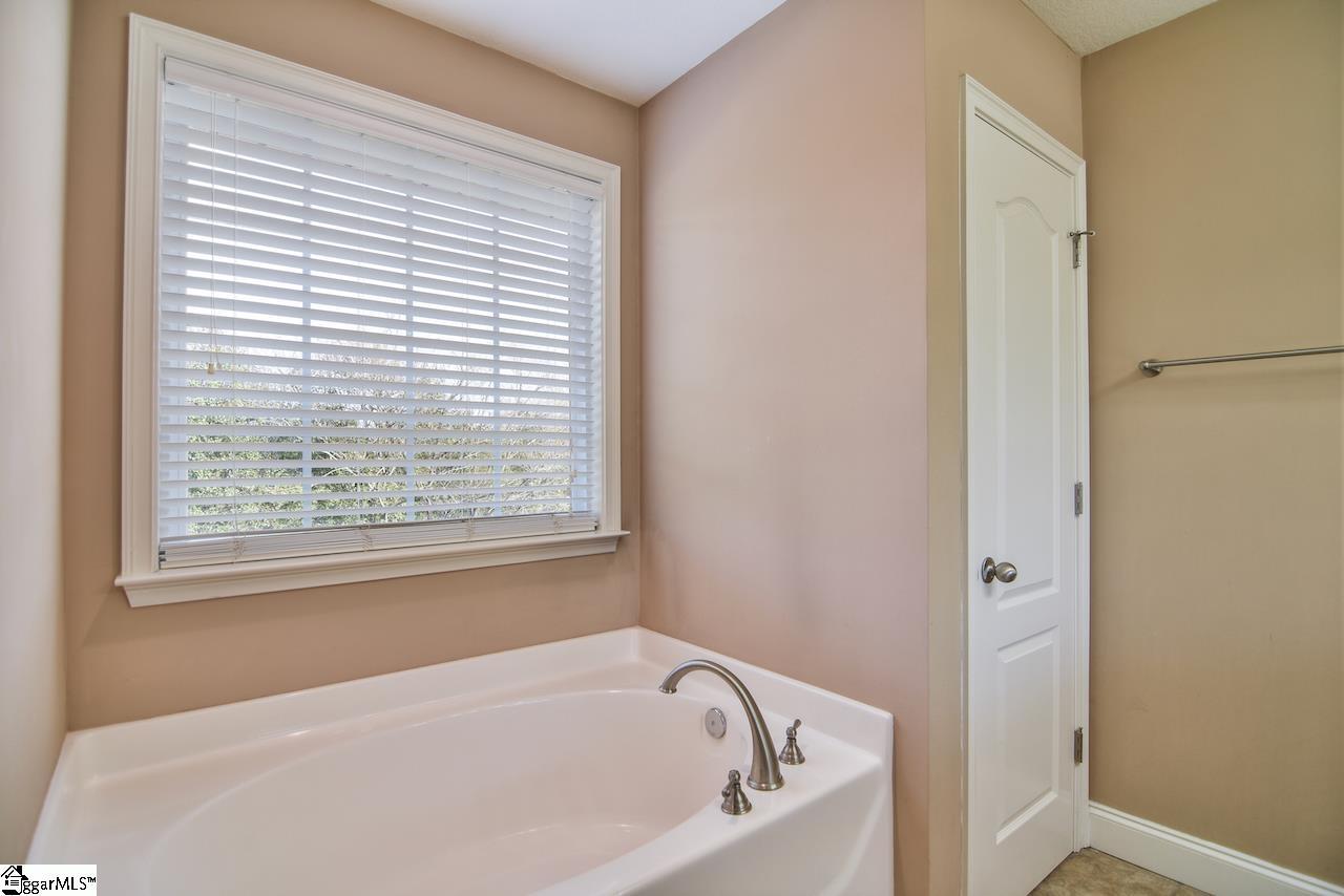 107 Prestwick Drive Anderson, SC 29621 - Photo 24 of 33