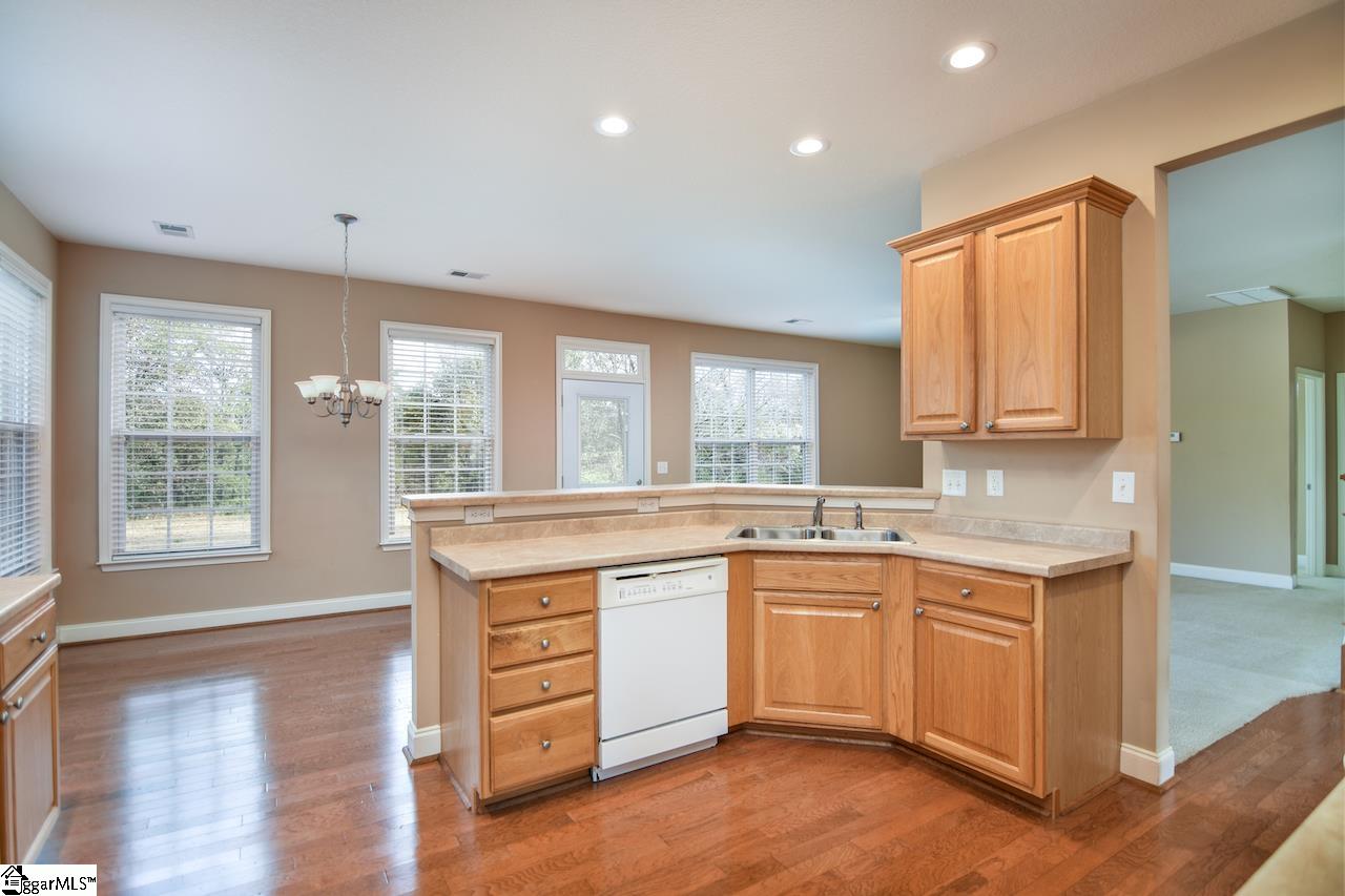 107 Prestwick Drive Anderson, SC 29621 - Photo 5 of 33