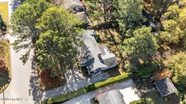 $329,900 | 2313 Foxcroft Road Northwest, Wilson, NC 27896