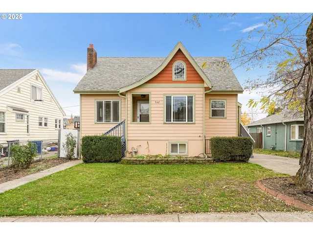 $415,000 | 562 21st Street Northeast, Salem, OR 97301