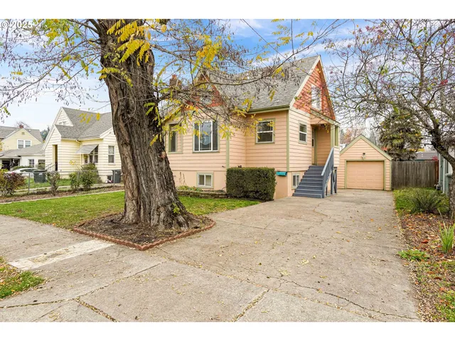 $415,000 | 562 21st Street Northeast, Salem, OR 97301