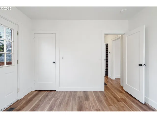 $415,000 | 562 21st Street Northeast, Salem, OR 97301