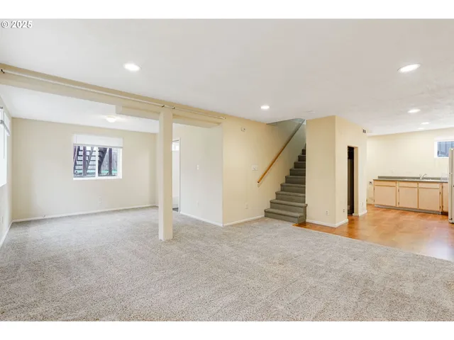 $415,000 | 562 21st Street Northeast, Salem, OR 97301