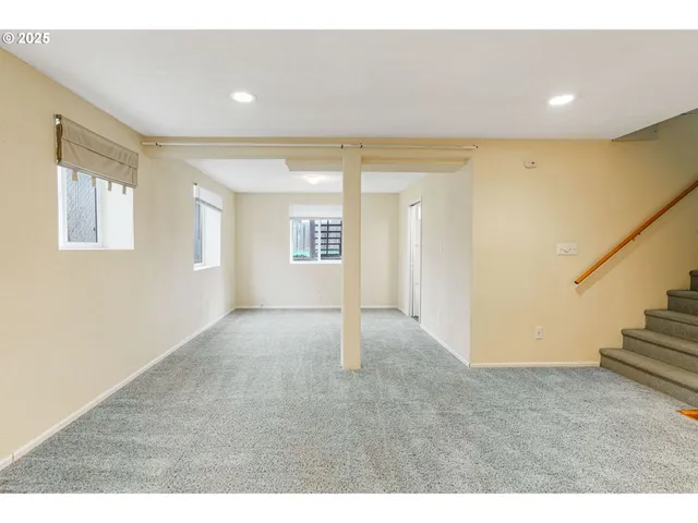 $415,000 | 562 21st Street Northeast, Salem, OR 97301