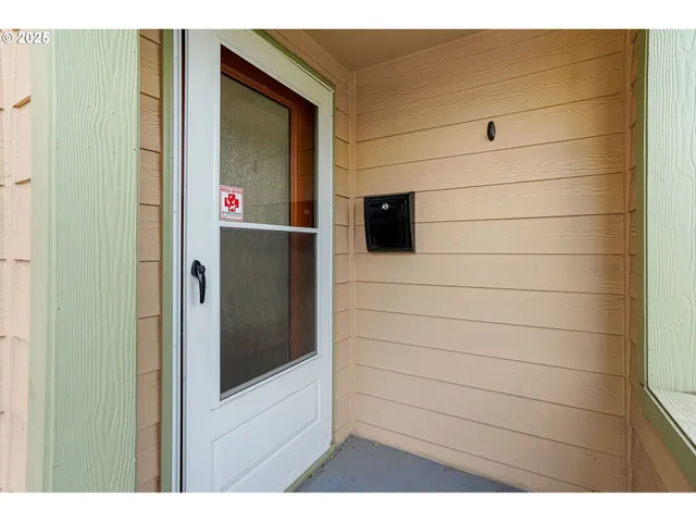 $415,000 | 562 21st Street Northeast, Salem, OR 97301