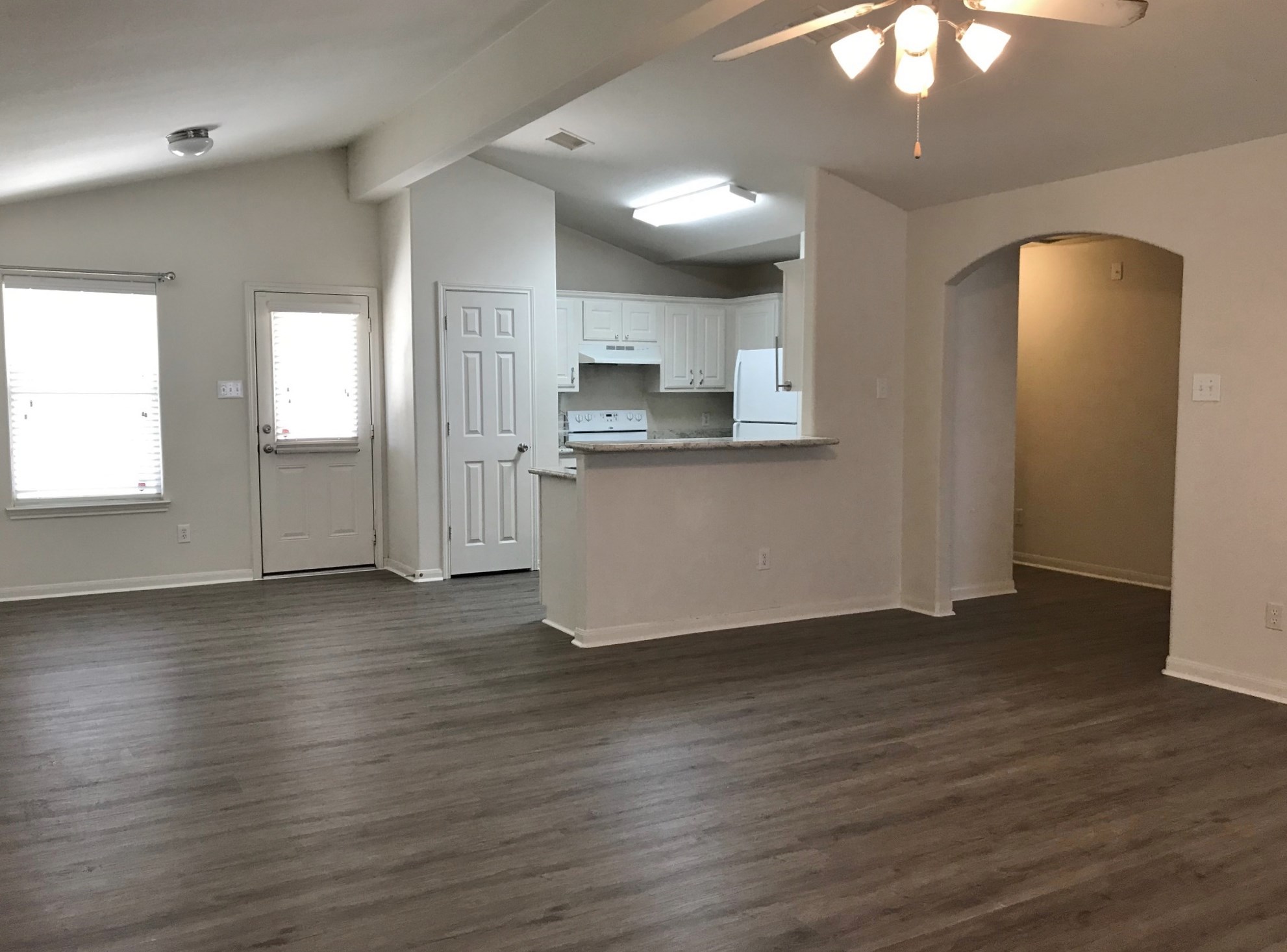 28831 Frio River Loop Spring, TX 77386 - Photo 7 of 30