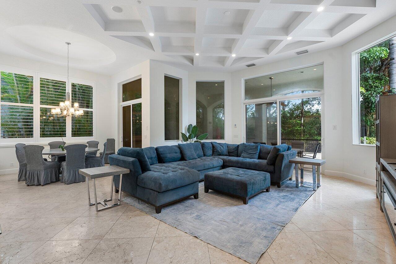 17641 Middlebrook Way Boca Raton, FL 33496 - Photo 14 of 59 Family Room