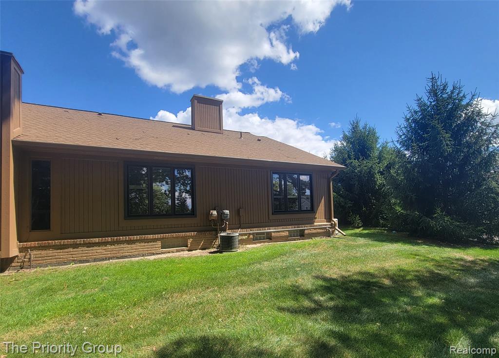 2182 London Bridge Drive, Unit 38 Rochester Hills, MI 48307 - Photo 41 of 49