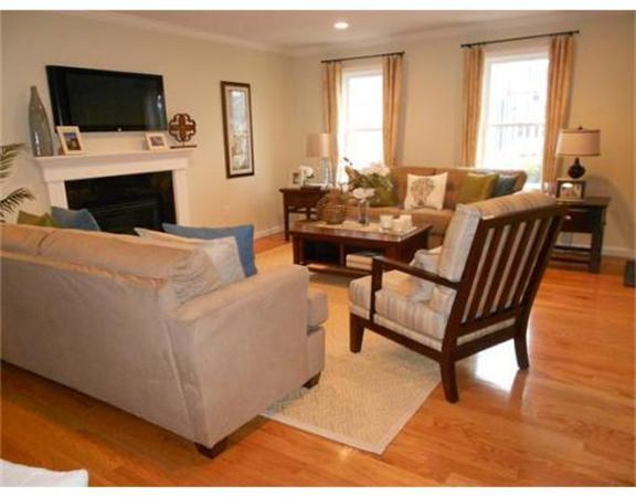 49 Brewster Road, Unit 49 Stoughton, MA 02072 - Photo 4 of 7 Gallery Image 4