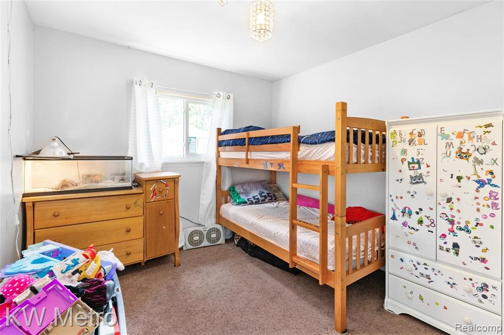 4090 Gleason Road Waterford, MI 48329 - Photo 12 of 21
