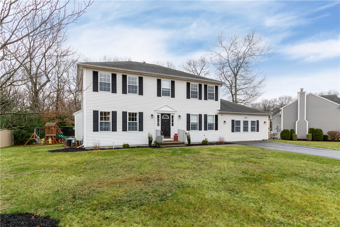 7 Ginger Trail Coventry, RI 02816 - Photo 3 of 37 Gallery Image 3