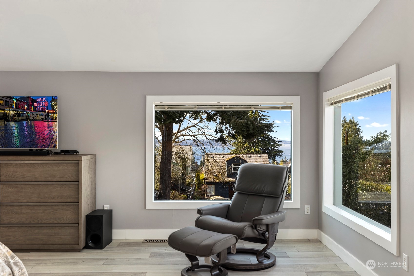 4136 Southwest Austin Street Seattle, WA 98136 - Photo 16 of 32 Gallery Image 16