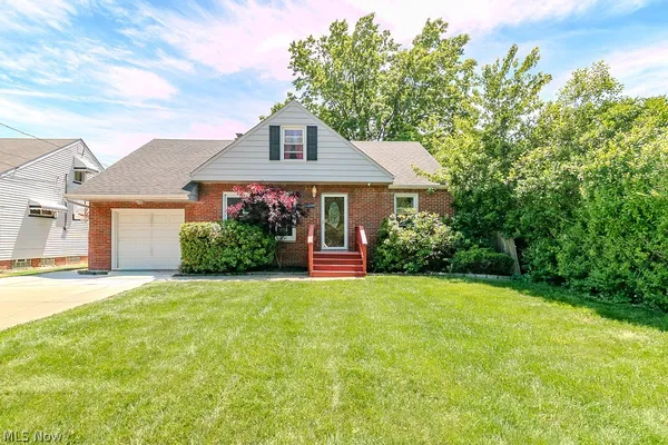 $210,000 | 26200 Parklane Drive, Euclid, OH 44132
