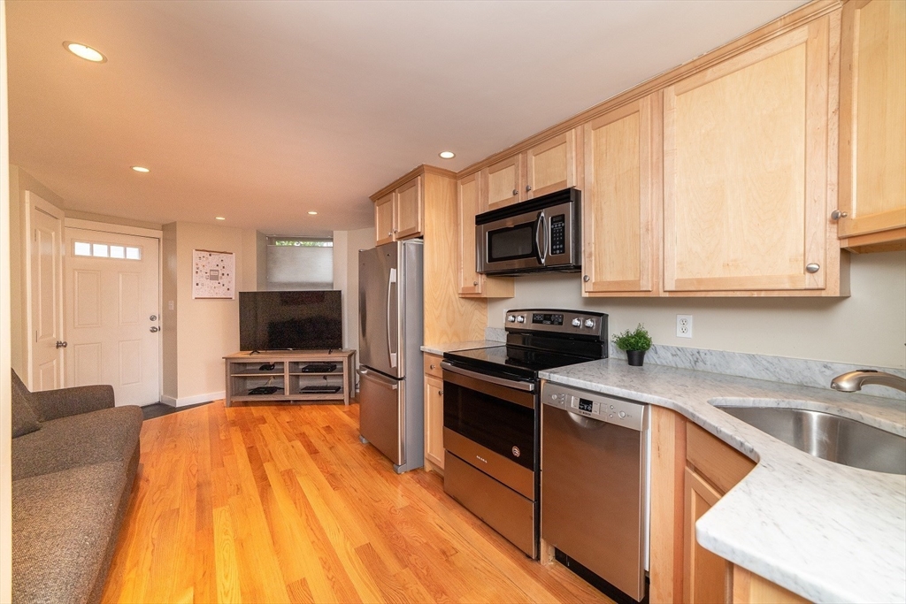15 University Road, Unit B Brookline, MA 02445 - Photo 2 of 11 Gallery Image 2