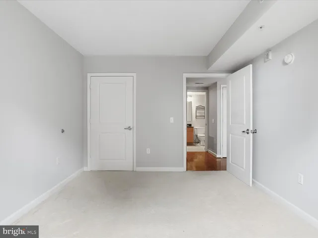 $2,900 | 880 North Pollard Street, Unit 323, Arlington, VA 22203