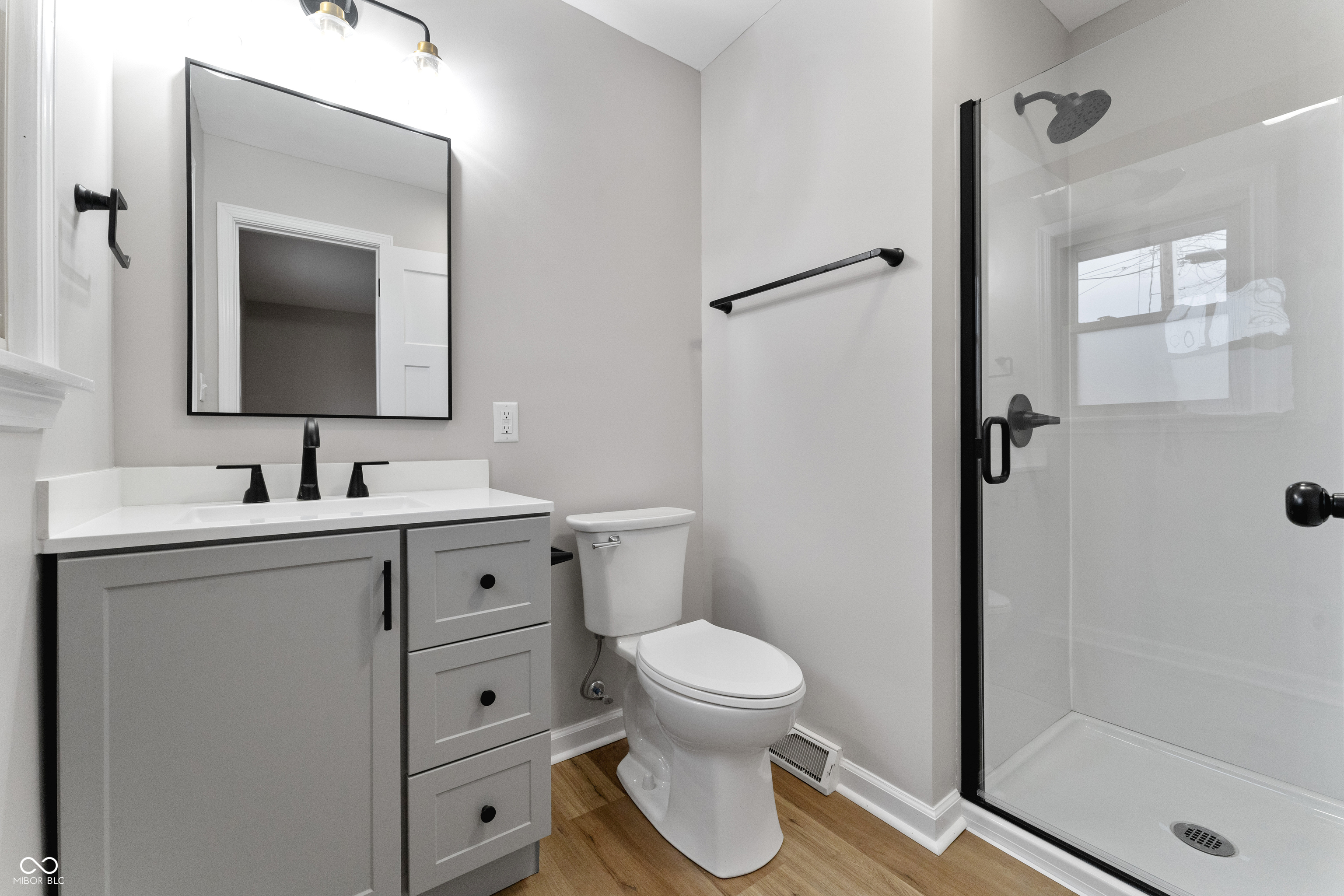 2718 Orchard Lane Columbus, IN 47201 - Photo 15 of 38