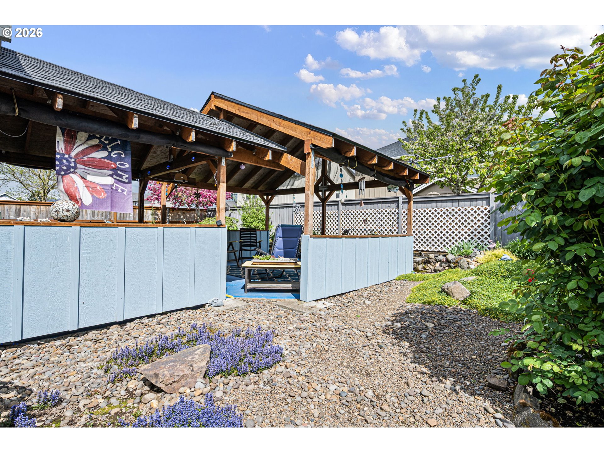 265 Southeast Casting Street Albany, OR 97322 - Photo 39 of 48 a view of a backyard